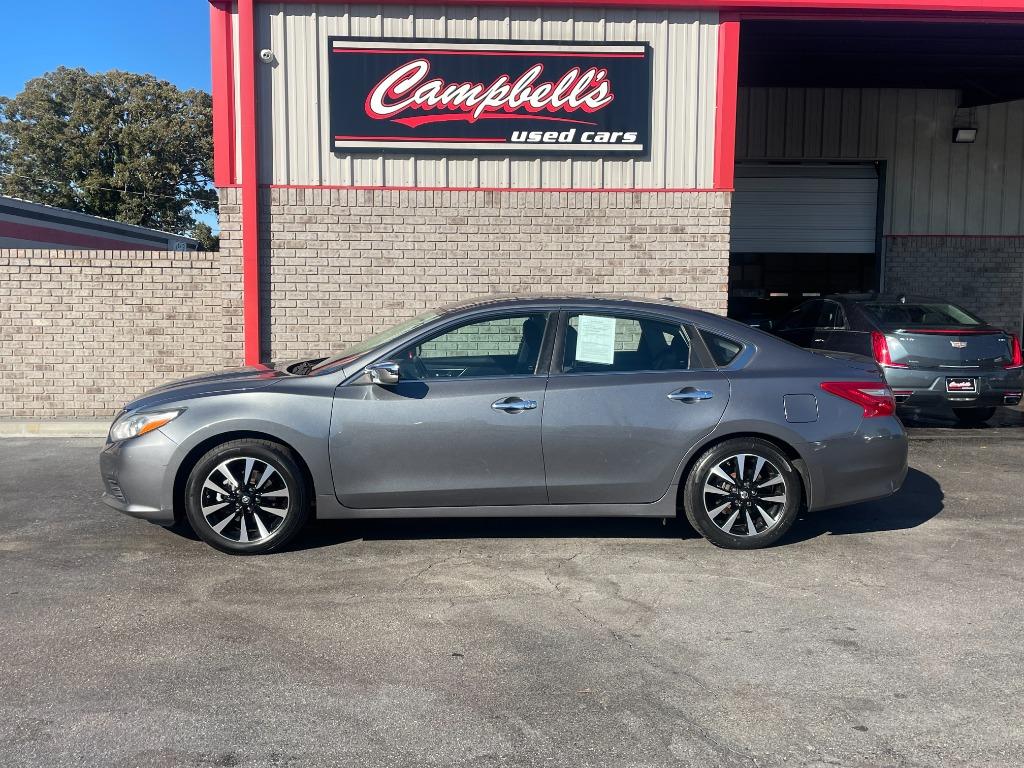 2018 Nissan Altima SV's photo